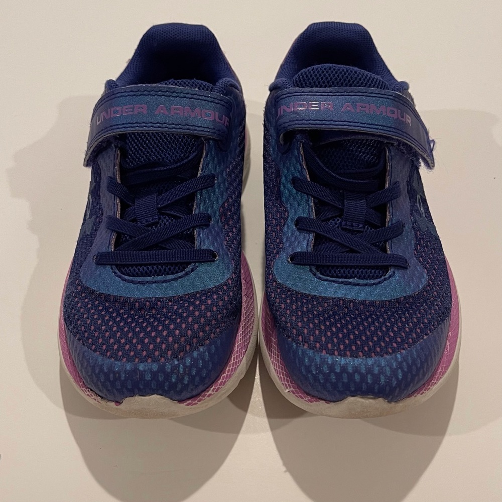 Under Armour Girl’s size 13 tennis shoes